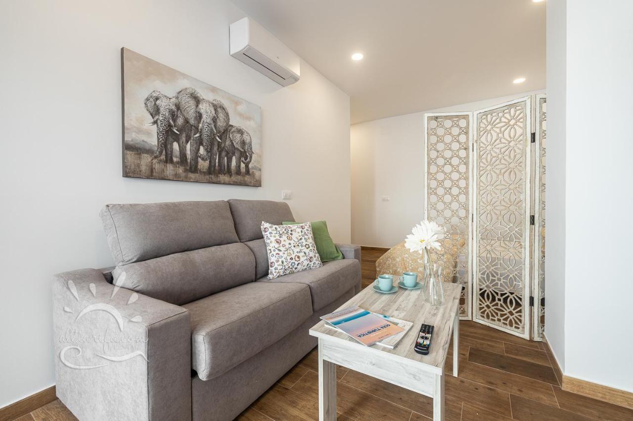 Apartamentos Dom Room 塔里法 外观 照片
